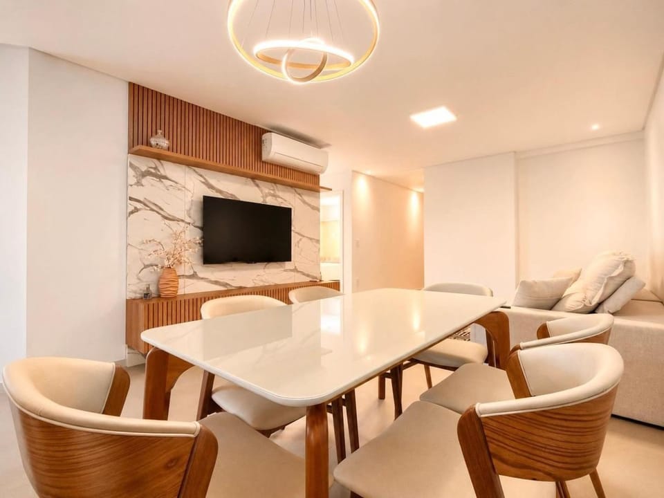 Summer, Dining area, Beach, Meals, Lunch, Dinner, Seasons