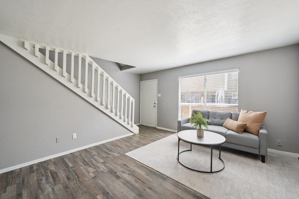 Cozy One-Bedroom Furnished Stay Apartment in Richardson