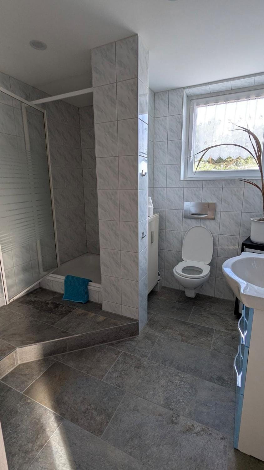 Shower, Toilet, Bathroom