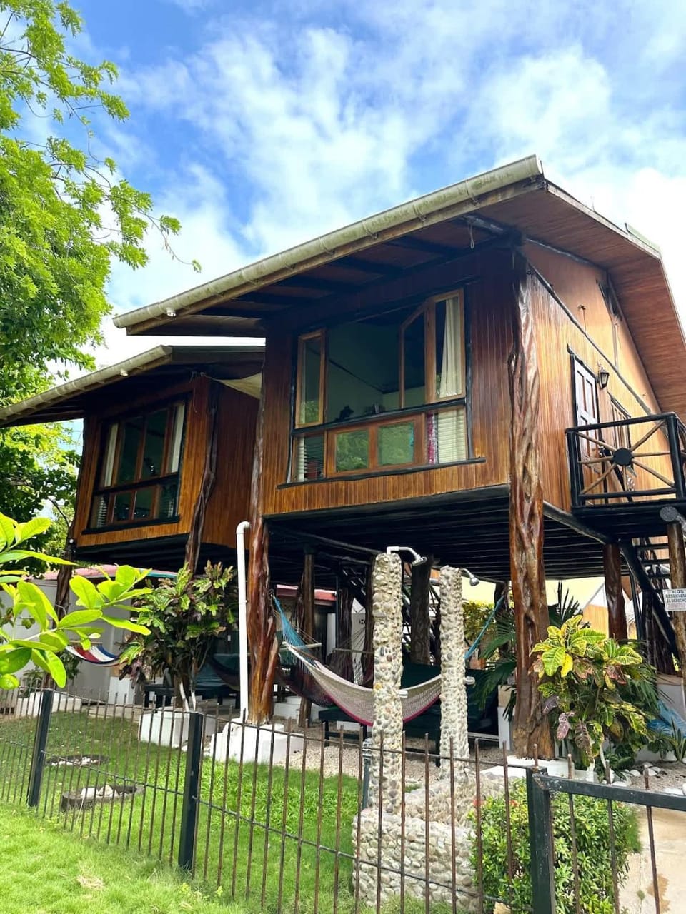 Tree House Inn Ocean Front Unit #2 House in Samara
