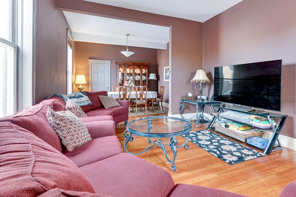Route 66 Historic Library Home: Pet-Friendly! House in Illinois
