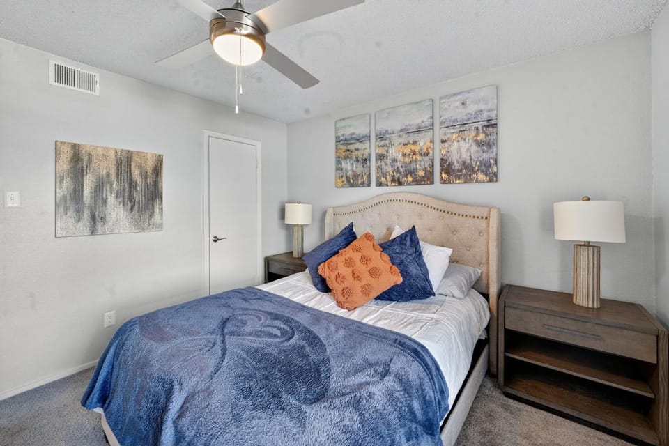 The Landry 109 Chic & Cozy One-Bed Haven Apartment in Arlington