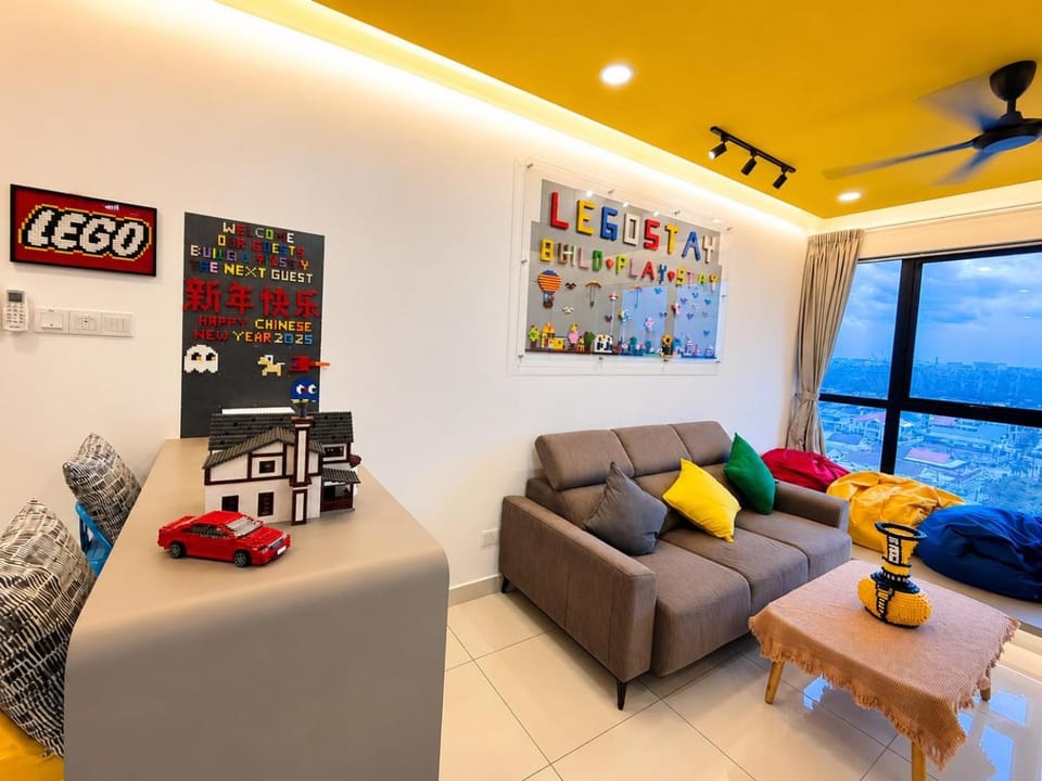 Midvalley southkey Mosaic LeGoSTAY Build Play Stay JB CIQ 2BR8PAX Apartment in Johor Bahru
