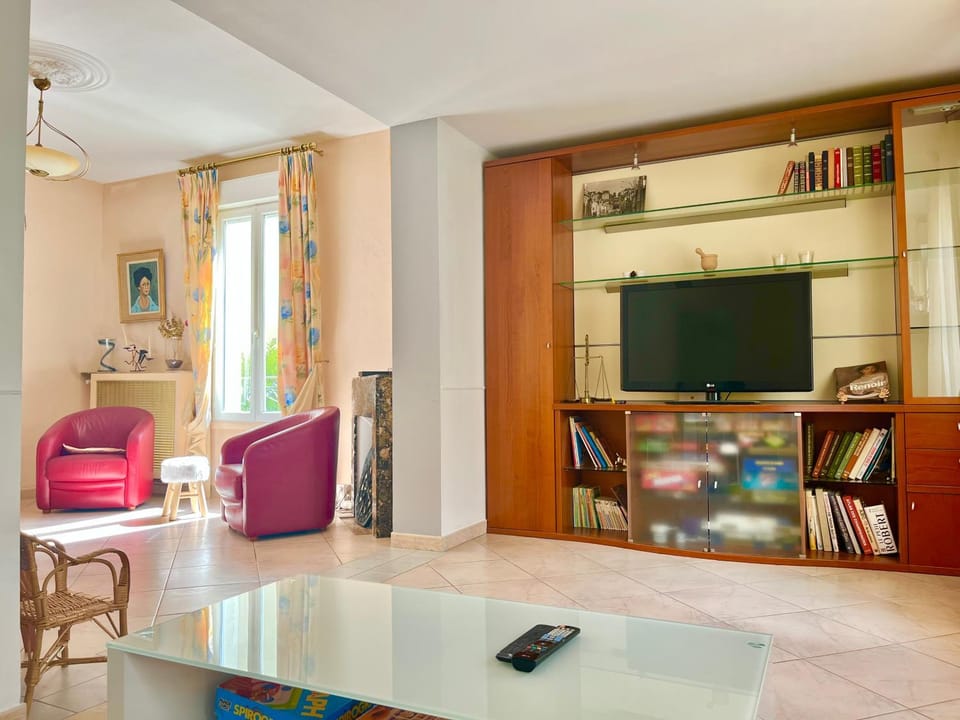 Le Coquelicot - Centre - 8 Personnes - Parking Apartment in Le Mans