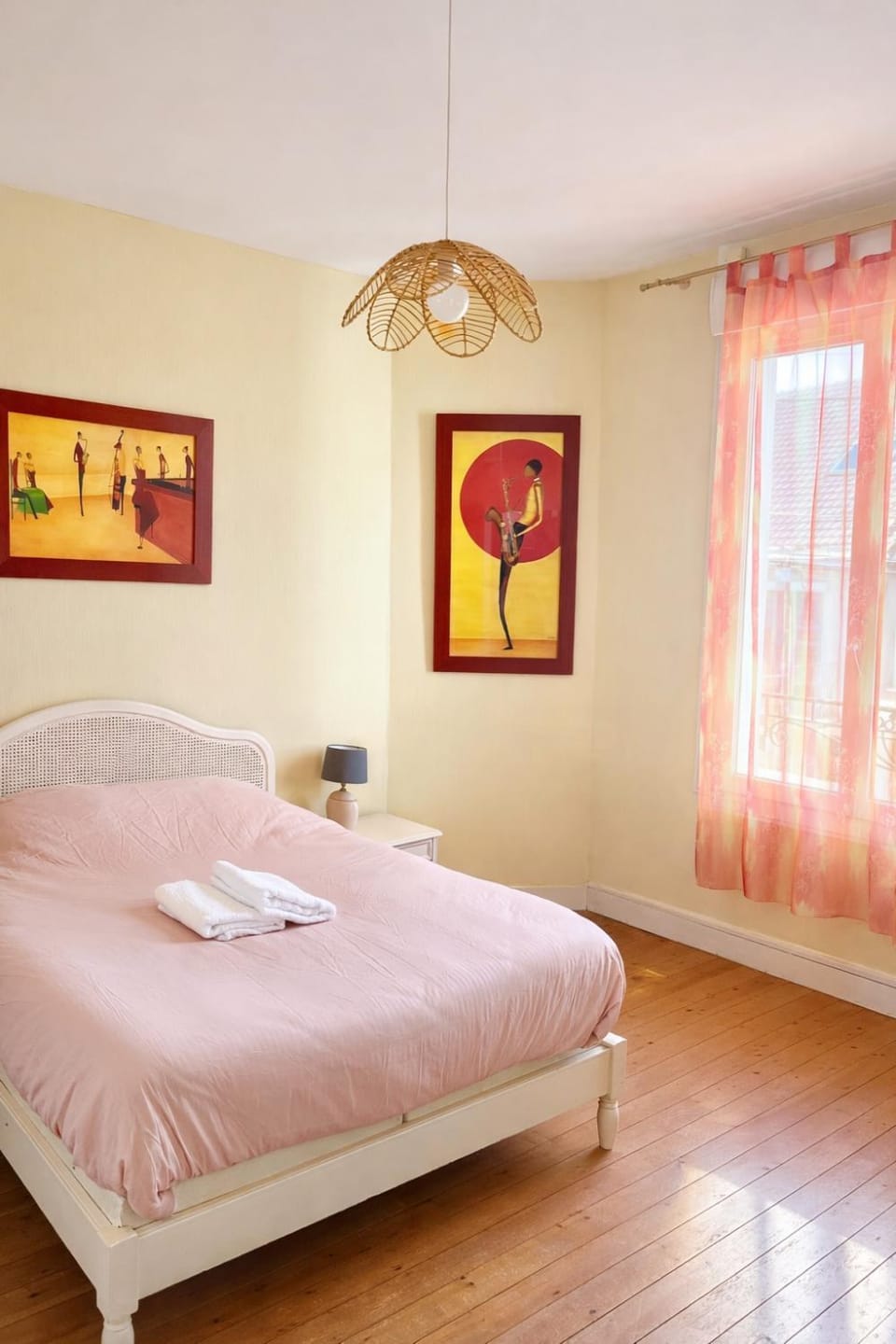 Le Coquelicot - Centre - 8 Personnes - Parking Apartment in Le Mans