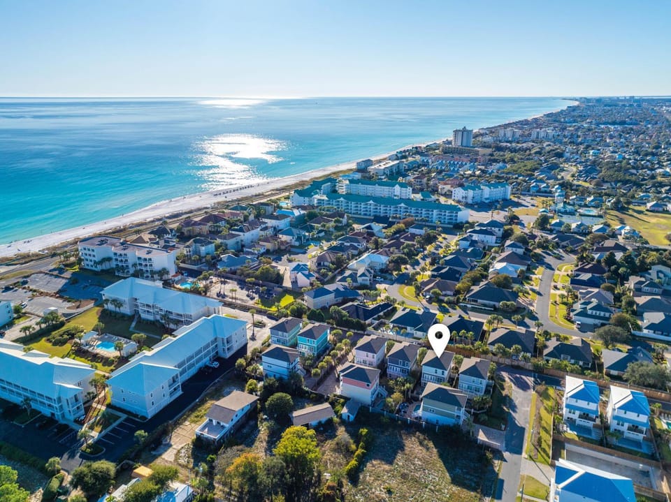 Be Our Guest- Miramar Beach- Golf Cart-Pool House in Miramar Beach