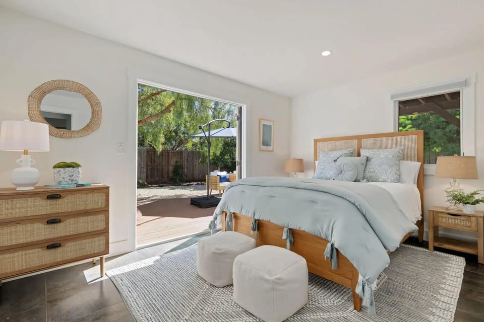 Las Brisas - Ocean Breezes on the Mesa! Villa in Santa Barbara