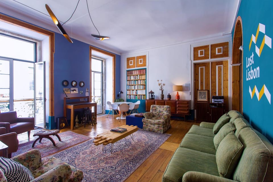 Living room, Seating area