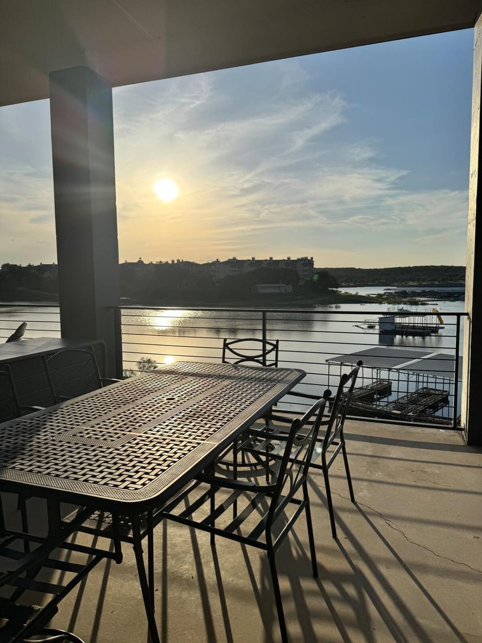 Balcony/Terrace, Lake view