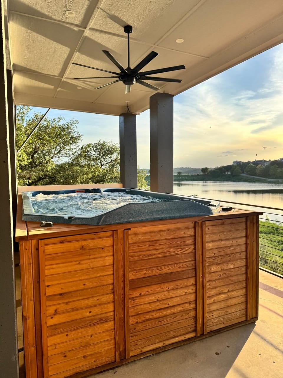 Hot Tub, Hot Tub
