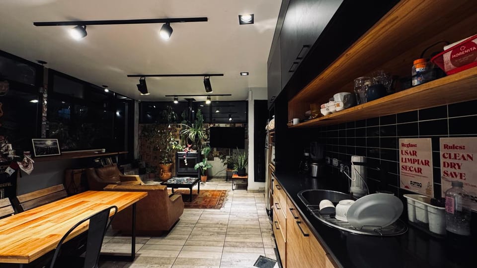 Kitchen or kitchenette, Living room, Seating area