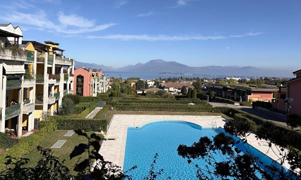 Balcony/Terrace, Pool view