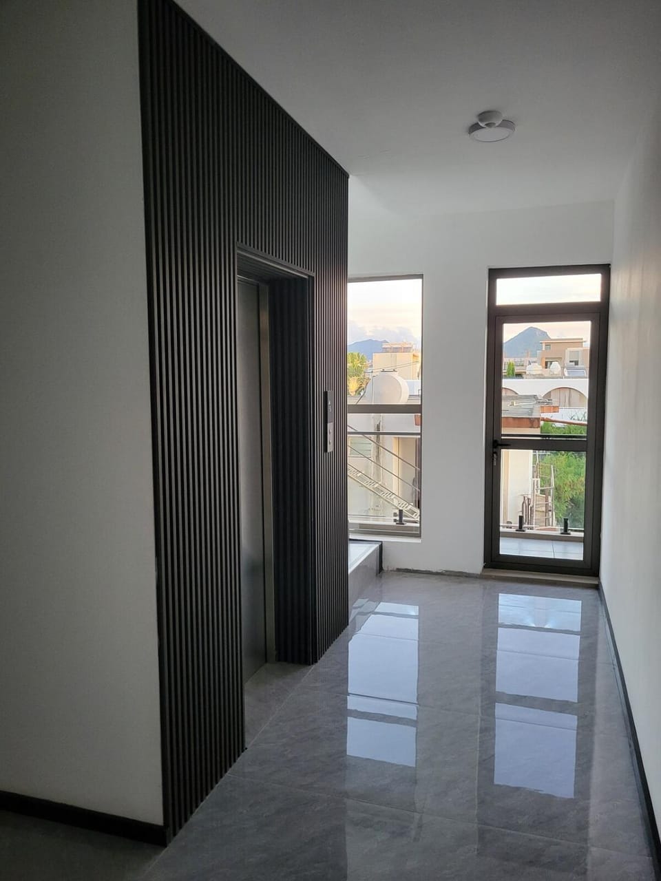 2 Bed 9 mins walk from beach Apartment in Flic en Flac