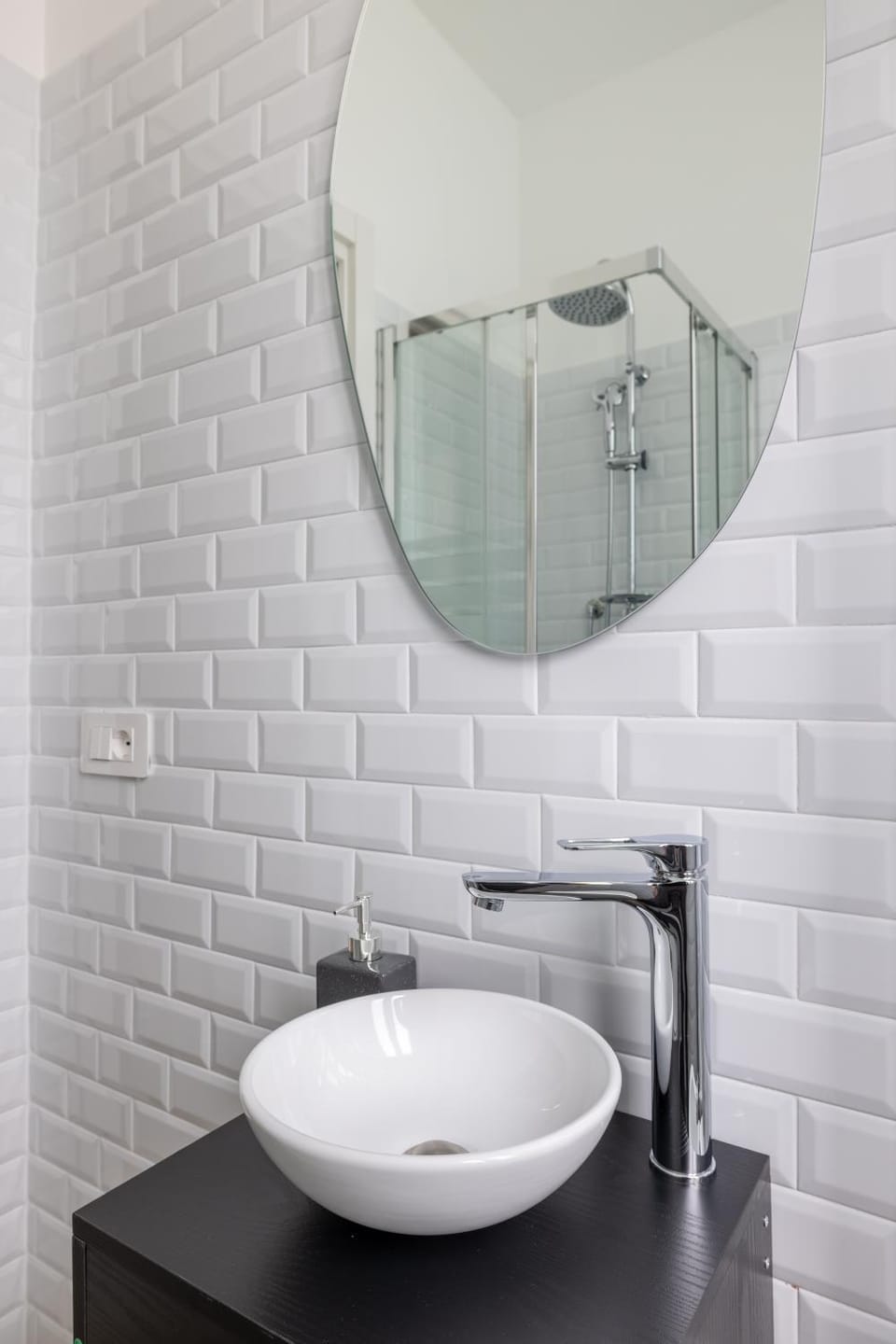 Bathroom, Decorative detail