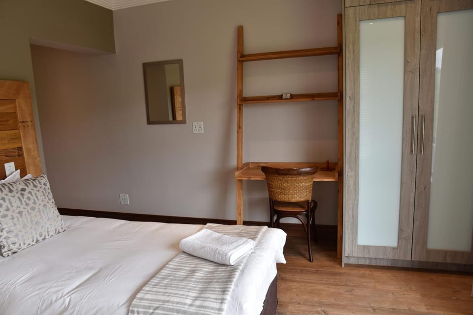 Highlands Retreat Lodge In Highland Gate Golf and Trout Estate 1135 Apartment in South Africa