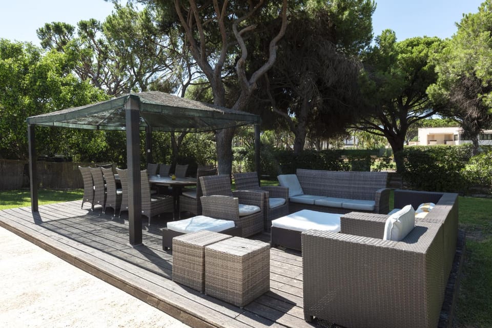 Vila Popa - Golf Front with Games Room by HD Villa in Quarteira