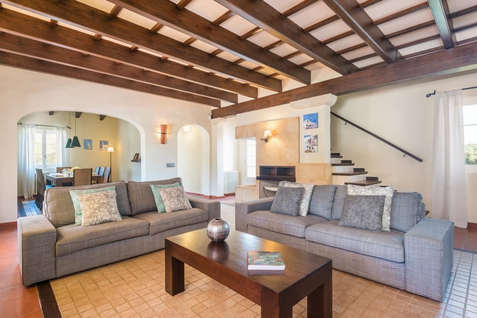 Living room, Photo of the whole room, Dining area