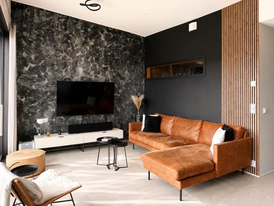 Communal lounge/ TV room, Living room