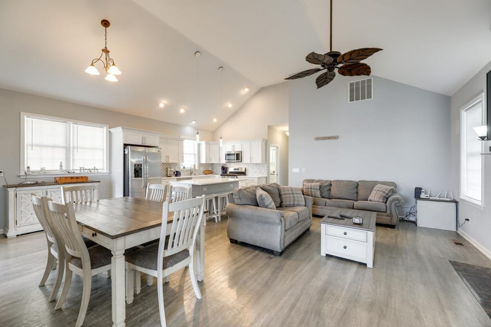 Dock, Pool Access! Waterfront Haven in Ocean City House in Ocean City