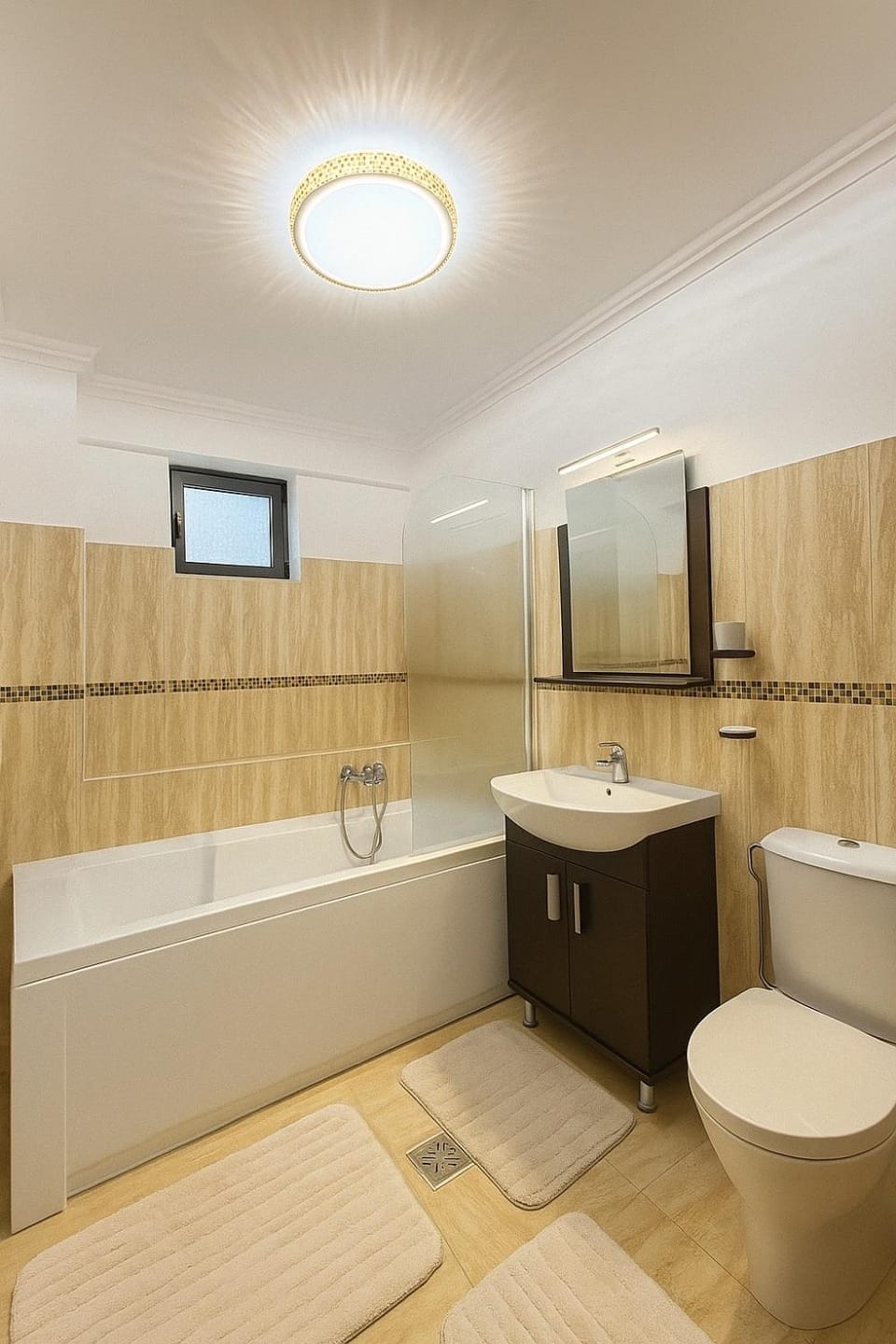 Pearl Apartment in Craiova