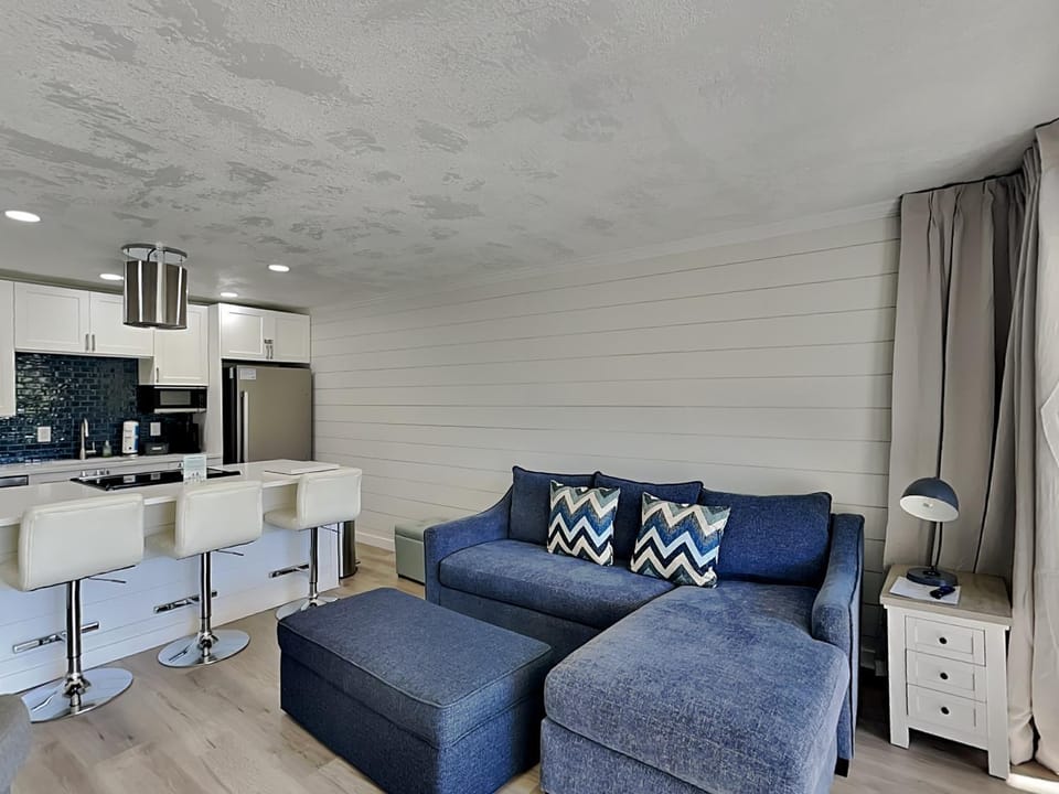 Kitchen or kitchenette, Living room, Seating area, furniture