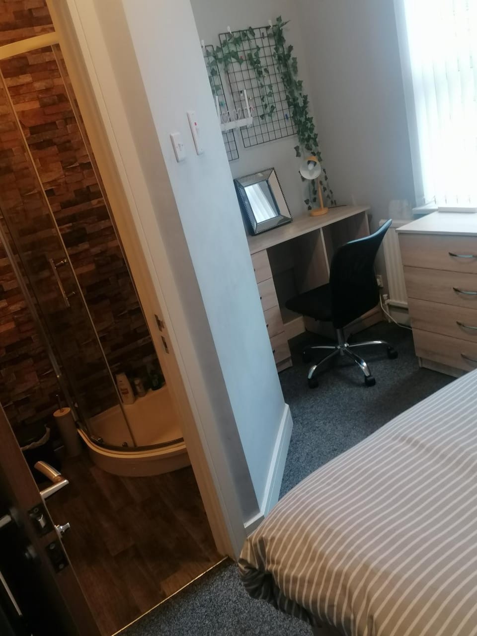 Conway Home of Relaxations Bed and Breakfast in Stoke-on-Trent