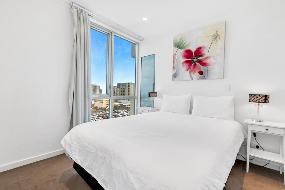 Adelaide Central Skyline Panoramic Suite Two Apartment in Adelaide