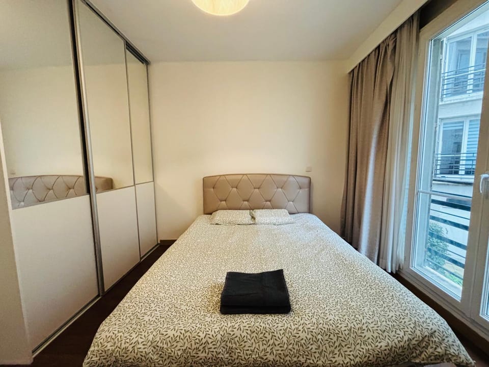 2-bedrooms apart near Parc des Princes Apartment in Paris