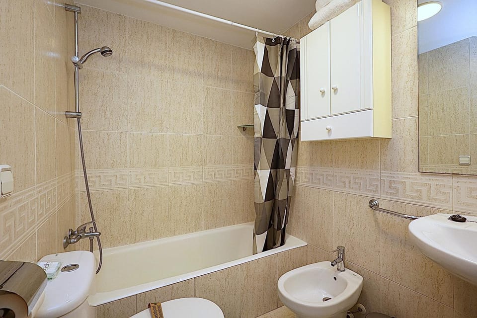 Bathroom, Bath
