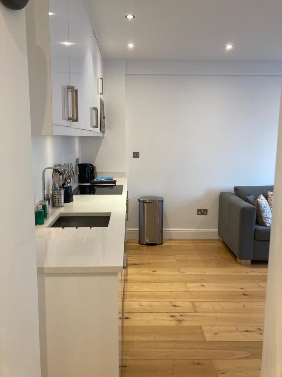 NELL GWYNN HOUSE - sleek, modern one bedroom apartment, Sloane Square Apartment in City of Westminster