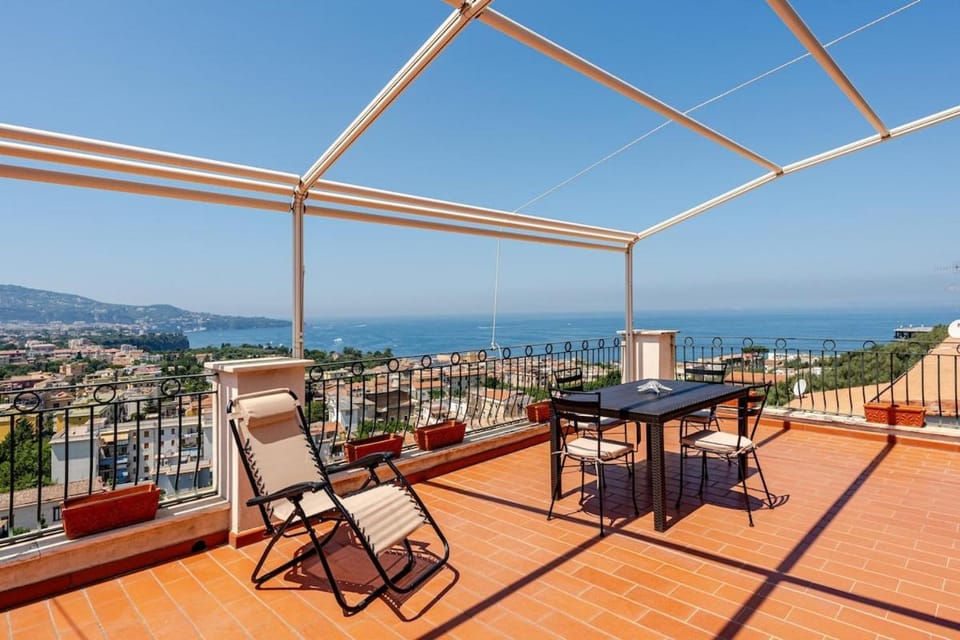 Giovannino's House Apartment in Campania