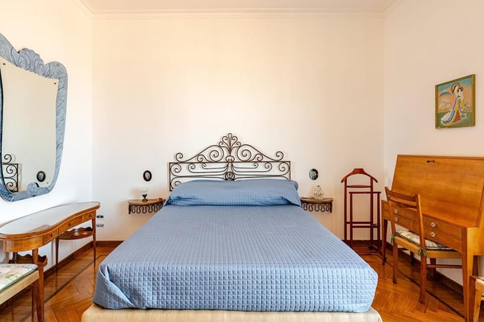 Giovannino's House Apartment in Campania