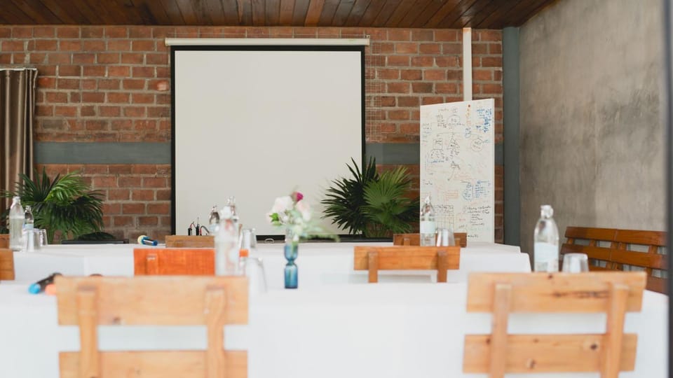 Day, Meeting/conference room