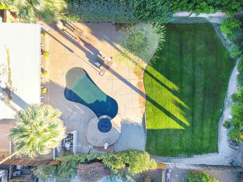 Top Rated 3BR BA Villa Pool Spa BBQ House in Cathedral City