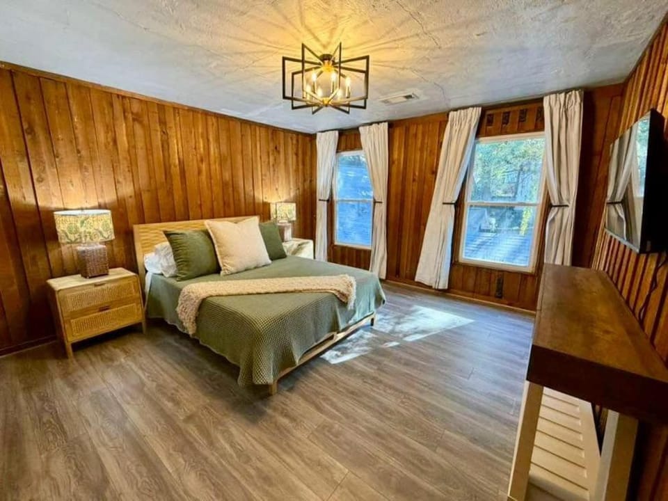 6BR Gem in Home Park Atlanta House in Atlanta