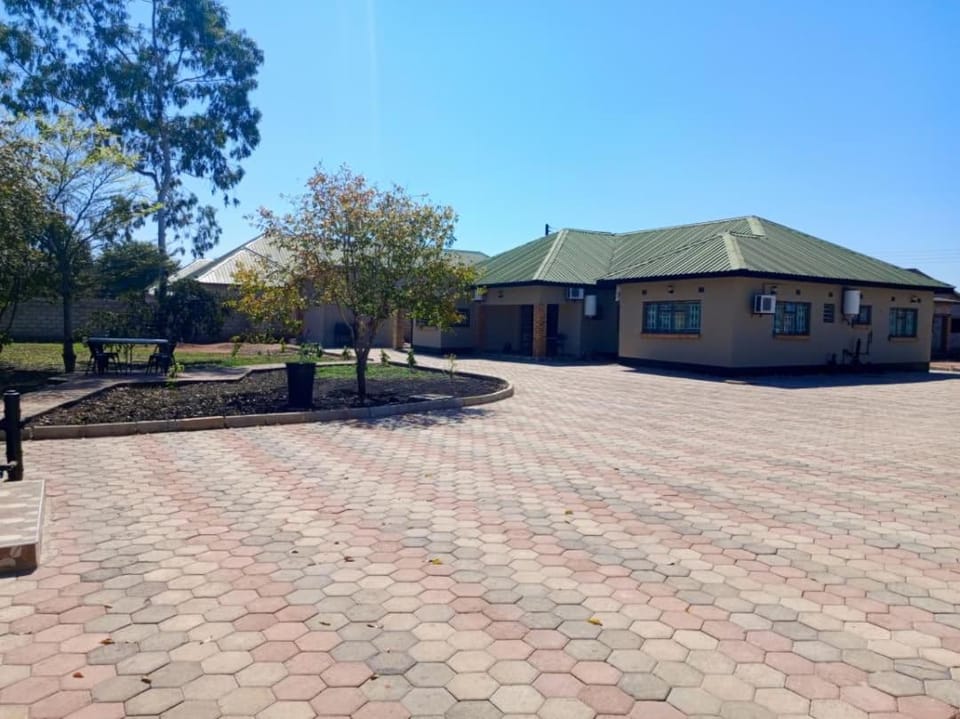 Savwa Lodges and Apartments Bed and Breakfast in Zimbabwe