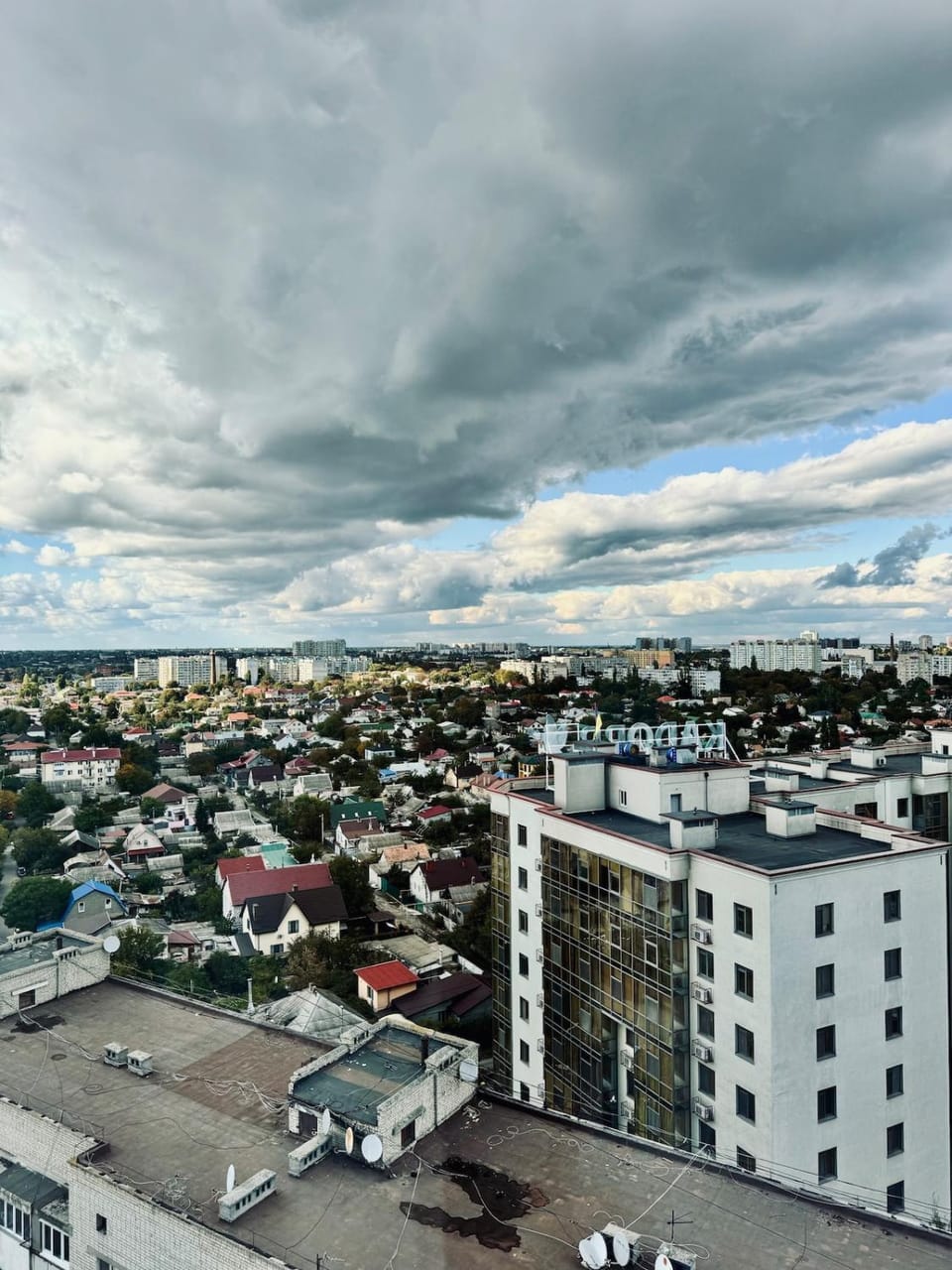 Cozy apartment with a place in the parking lot Apartment in Odessa