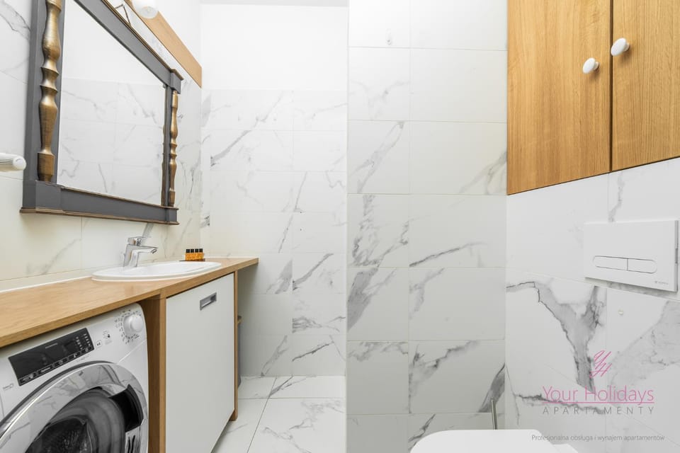 Your Holidays Aquamarina Onyx 98 Apartment in Miedzyzdroje