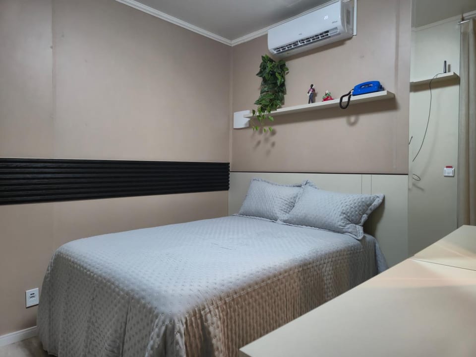 Bed, air conditioner
