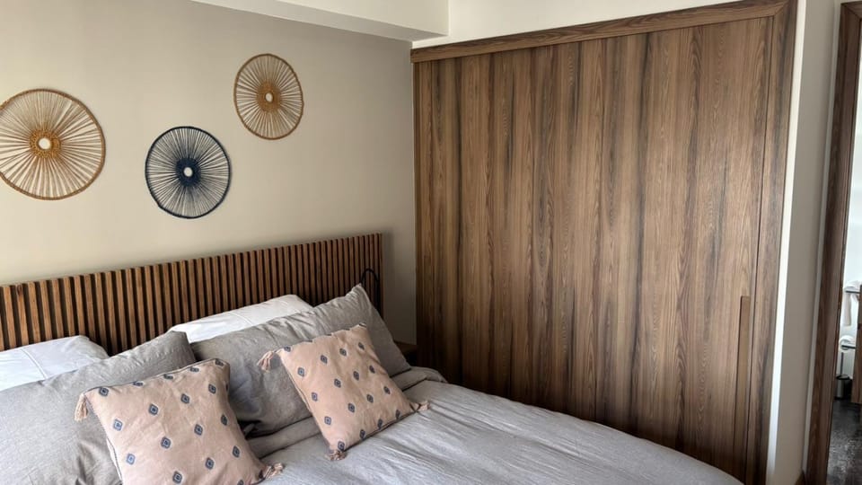 Bed, Photo of the whole room, Bedroom, wardrobe