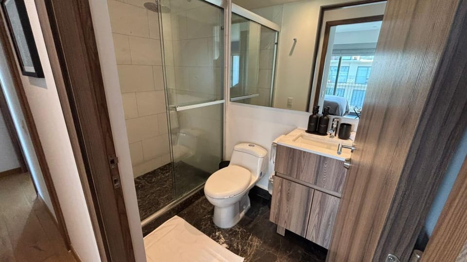 Shower, Bathroom, towels