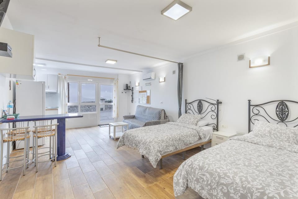 Property building, Living room, Bedroom
