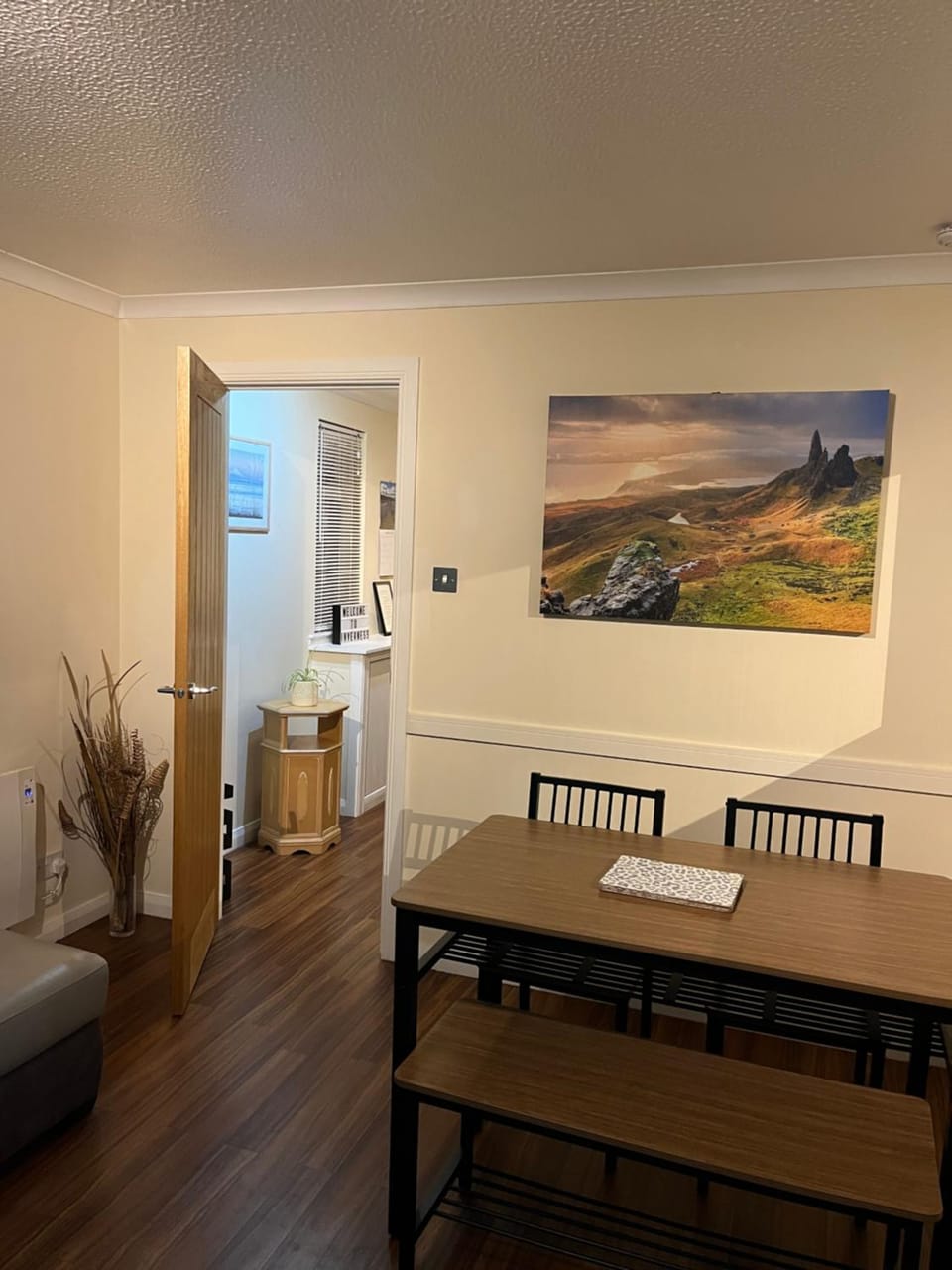 26 Two bedroom apt with private garden Apartment in Scotland