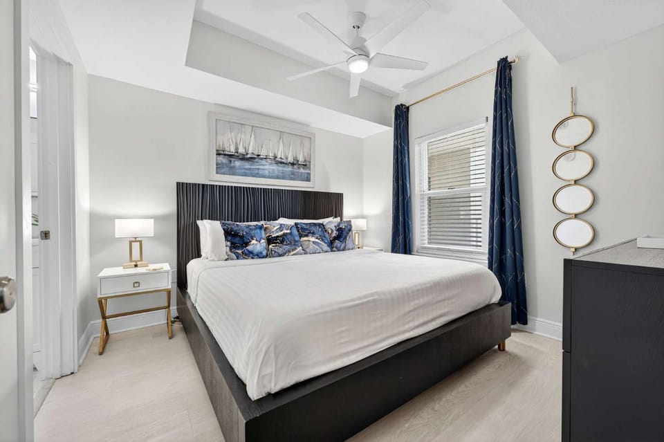 Easy Gogh'n Beach Stay for 5 House in Miramar Beach