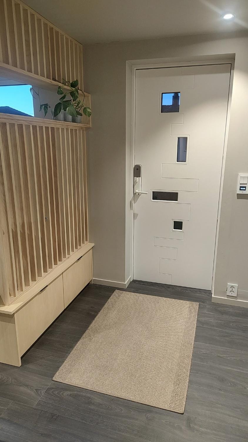 Splitter ny leilighet i sokkel på enebolig Apartment in Trondelag
