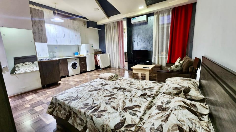 Cozy Studio Apartment By Yerevan Mall, next to Yerevan City Center Apartment in Yerevan