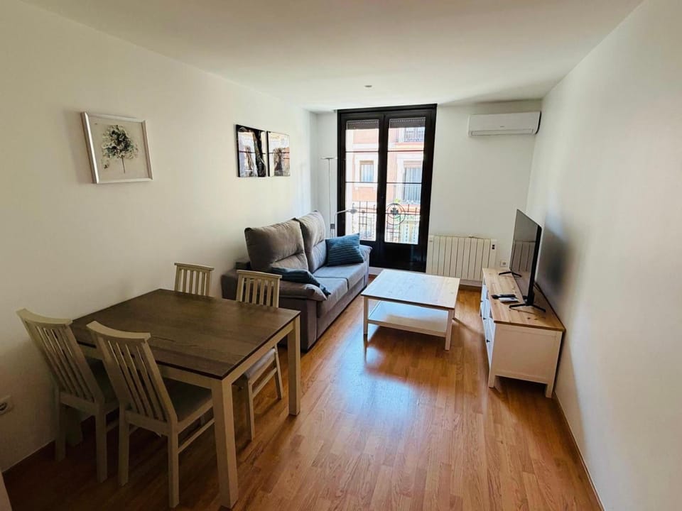 Living room, air conditioner