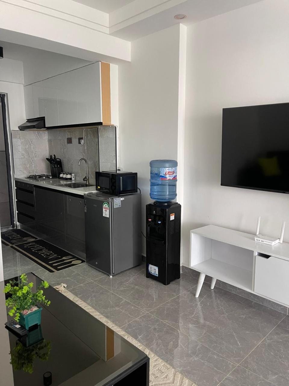 1 bedroom furnished apartment for let in Kileleshwa Apartment in Nairobi County