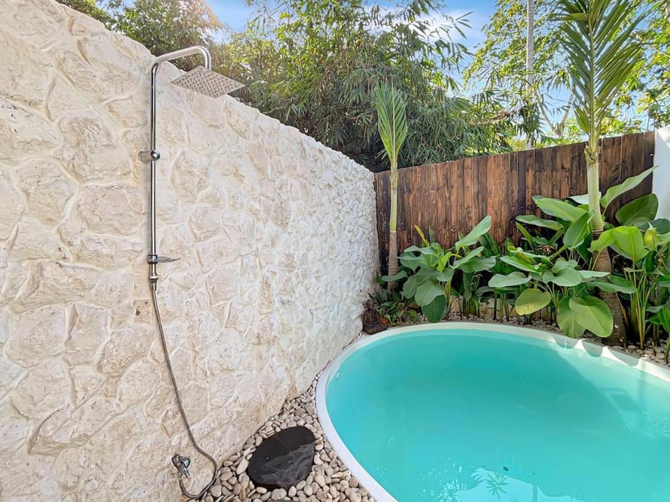 Natural landscape, Garden, Garden view, Pool view, Swimming pool