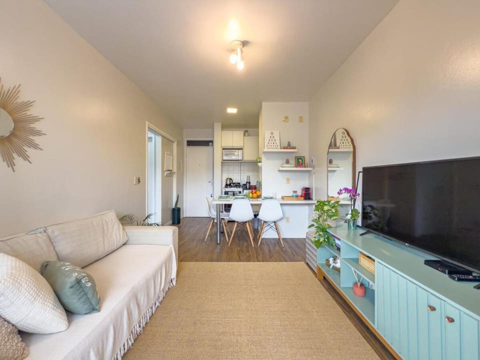 C187 Apartamento aconchegante a duas quadras da praia Apartment in Florianopolis